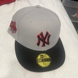 7 1/4 Fitted Yankees Cap